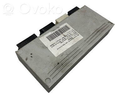 Bagāžnieka pārsega vadības bloks