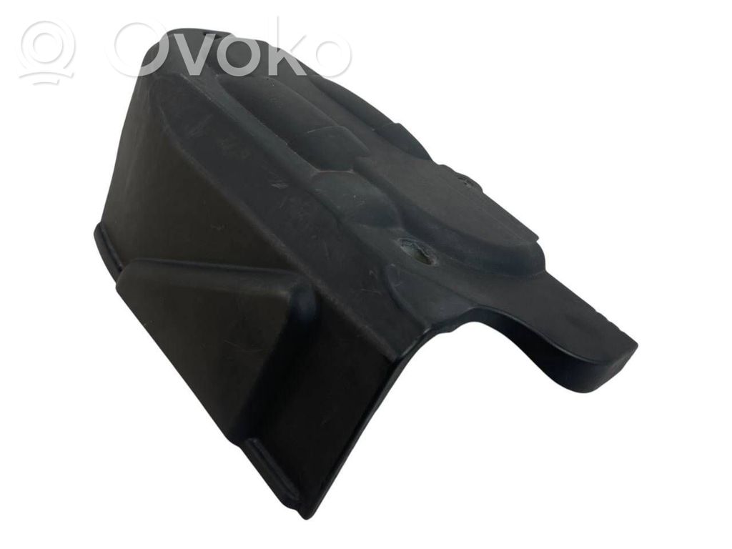 Cita veida dzinēja nodalījuma detaļa