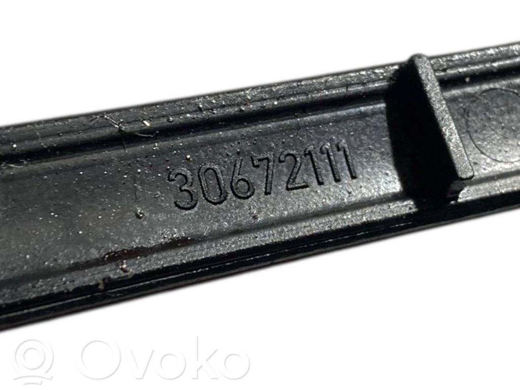 Radiouztvērēja / navigācija dekoratīvā apdare