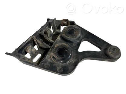 Aizmugurējā bufera montāžas kronšteins