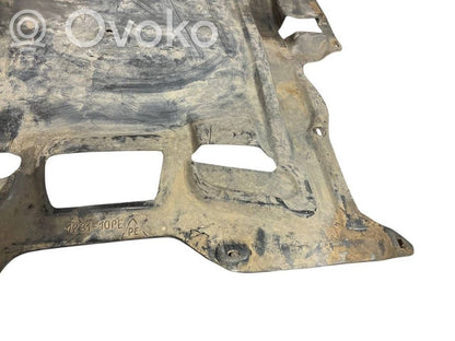 Dzinēja apakšas aizsargs