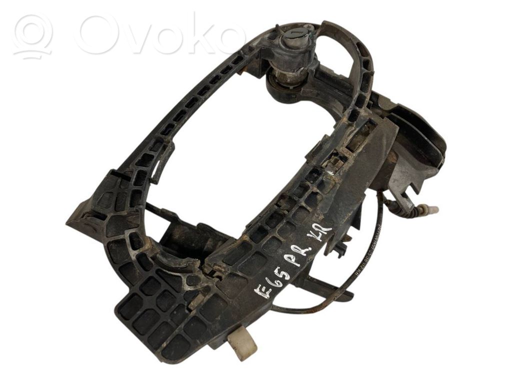 Holder/bracket for external opening handle at the front