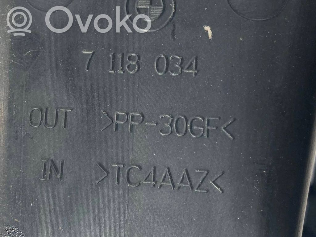 Ātrumu pārslēgšanas sviras dekoratīvā apdare (plastmasas)