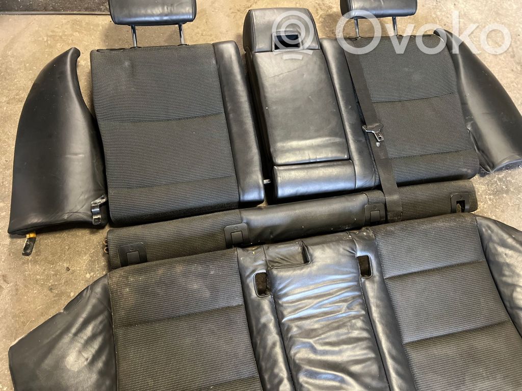 Комплект сидений