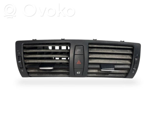 Centrālais gaisa ventilācijas režģis