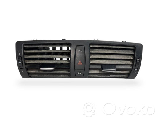 Centrālais gaisa ventilācijas režģis