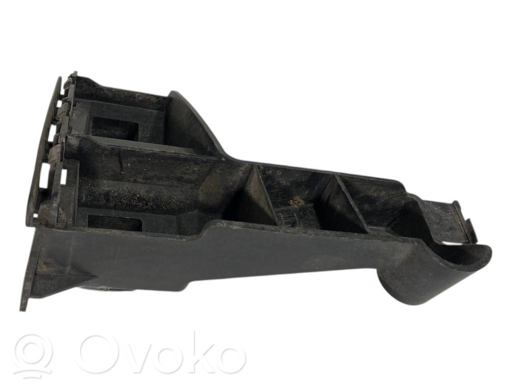 Aizmugurējā bufera montāžas kronšteins