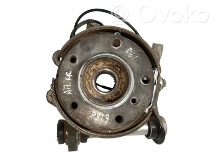 Aizmugurē riteņa rumbas vārpstas šarnīrs (stupica, capfa)