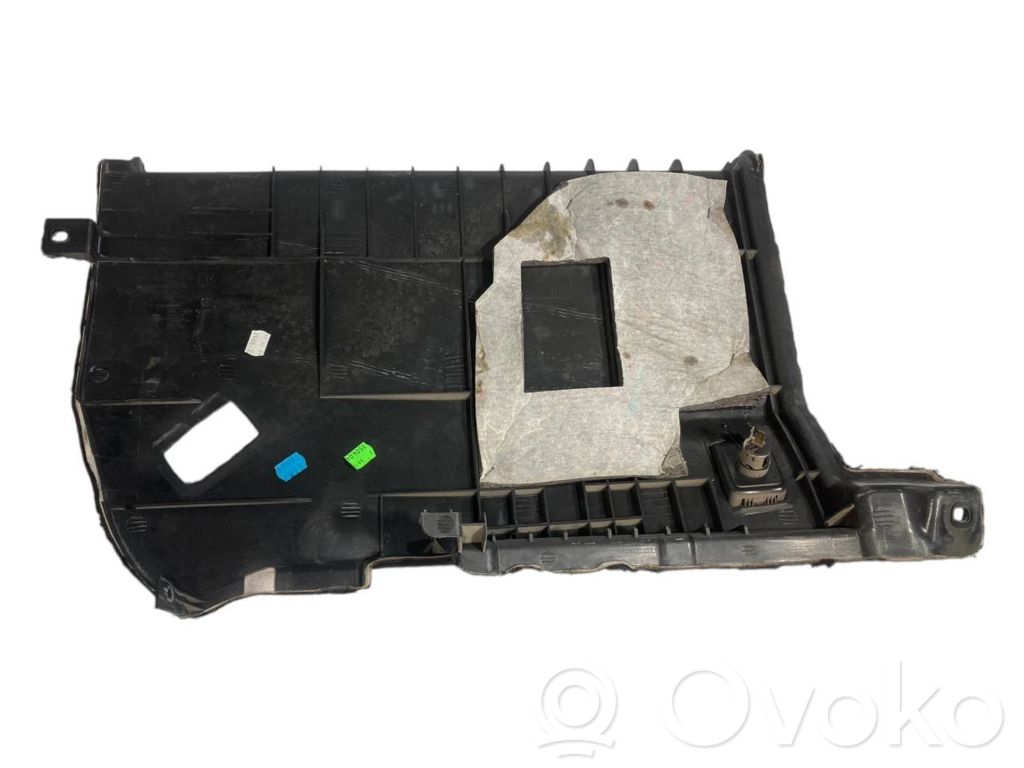 Боковая декоративная панель отделки