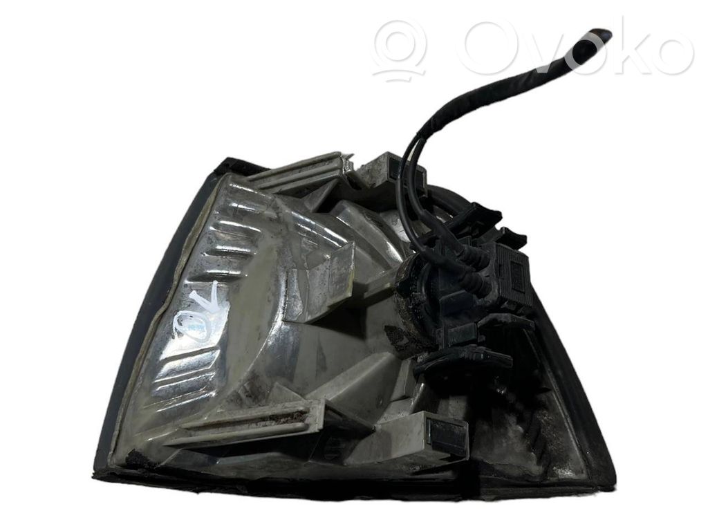 Priekšējais pagrieziena lukturis