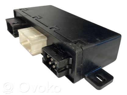 Durvju vadības bloks