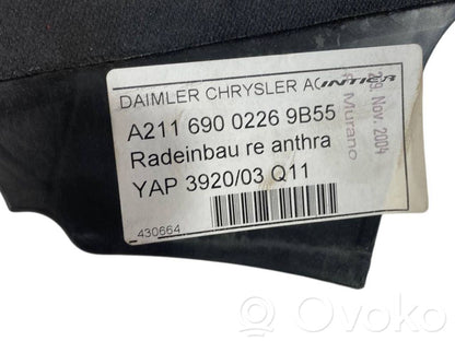 Sānu dekoratīvā apdare pie aizmugurējā sēdekļa (apakšdaļa)