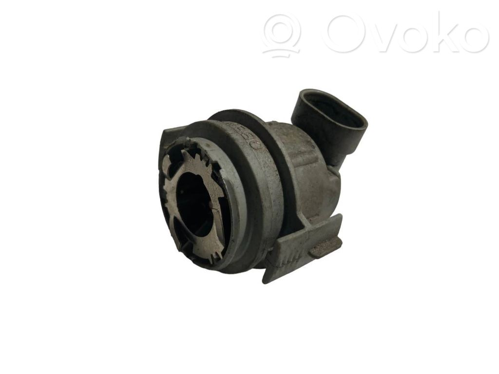 Priekšējā luktura detaļa