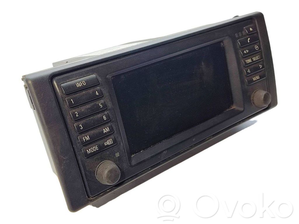 Radio / CD/DVD atskaņotājs / navigācija