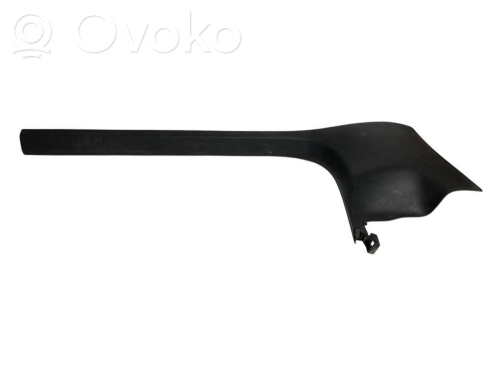 Priekšējā sliekšņa dekoratīvā apdare (iekšējā)
