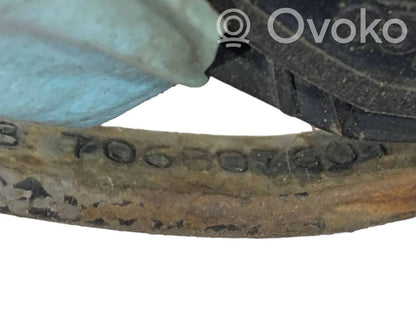 Aizmugurējā loga tīrītāja kājiņa