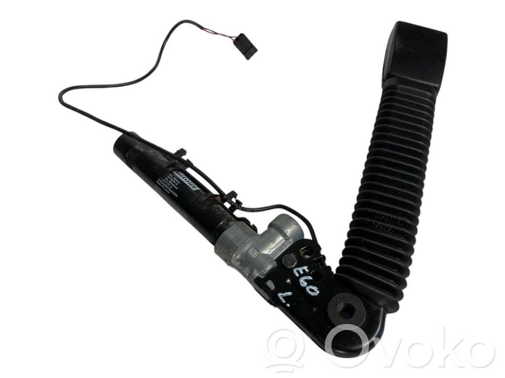 Priekšējās jostas sprādze