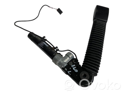 Priekšējās jostas sprādze