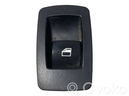 Power window switch