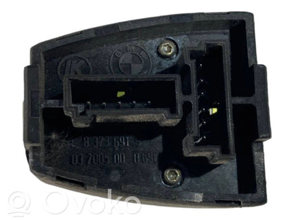 Side mirror switch