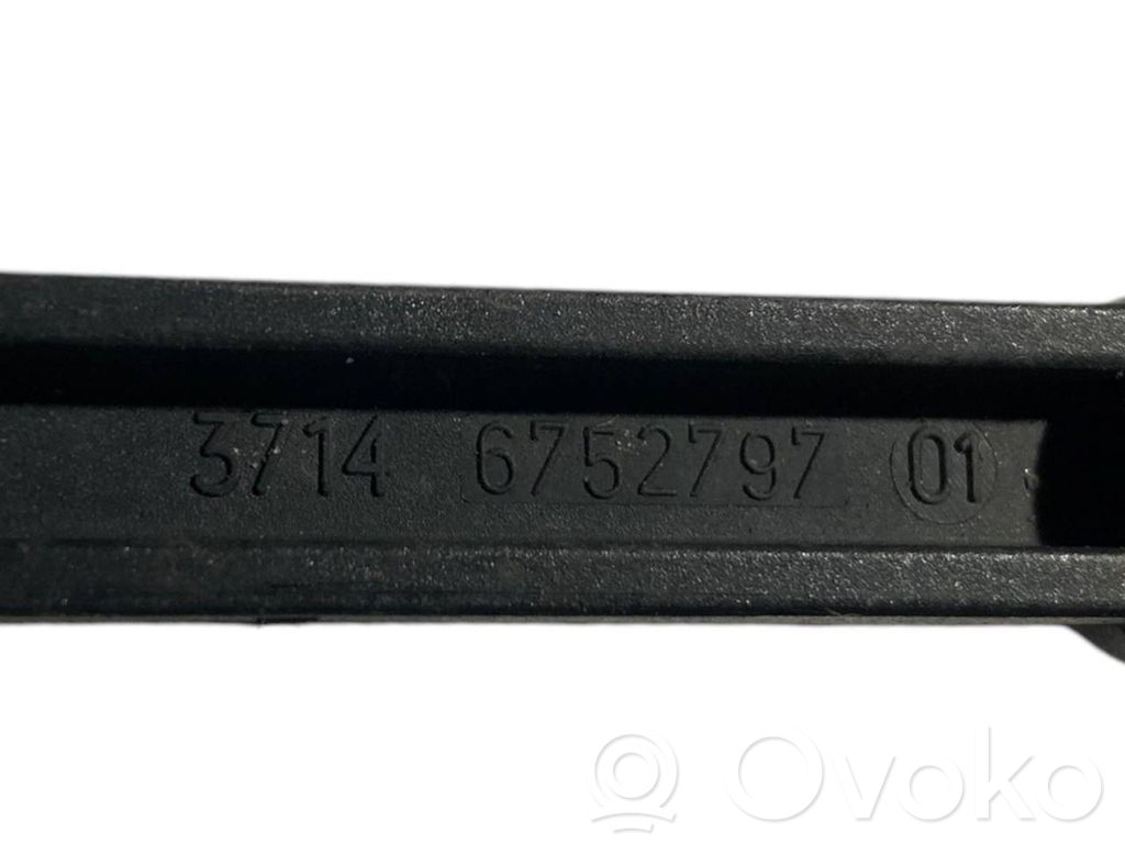 Augstuma sensors (priekšējo lukturu)