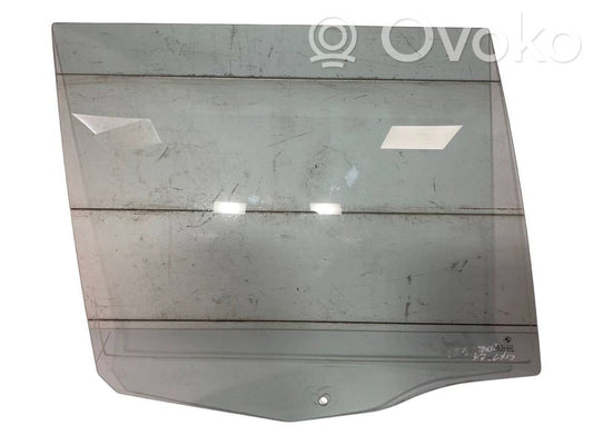 aizmugurējo durvju stikls