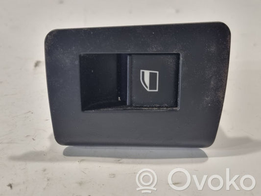 Power window switch