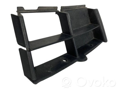 Lower grille (three-piece)