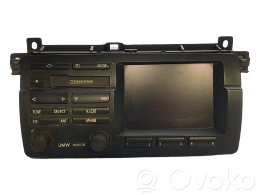 Radio / CD/DVD atskaņotājs / navigācija