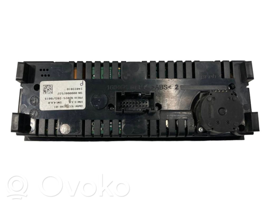 Gaisa kondicioniera / klimata kontroles / salona apsildes vadības bloks (salonā)