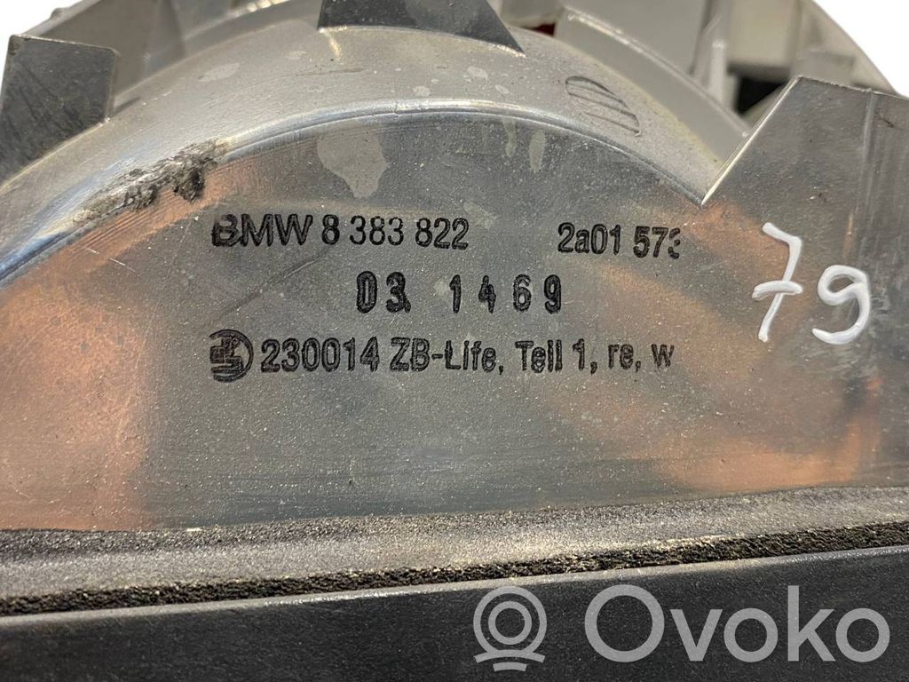 Aizmugurējais lukturis virsbūvē