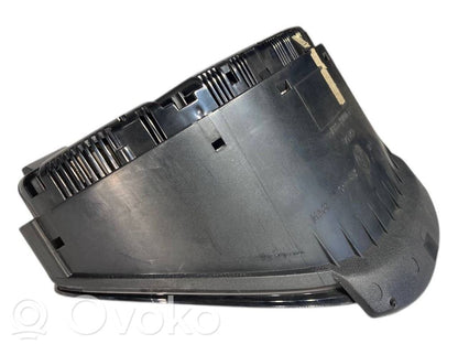 Spidometrs (instrumentu panelī)