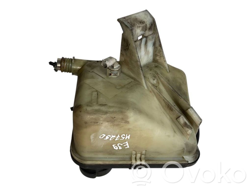 Расширительный бачок охлаждающей жидкости