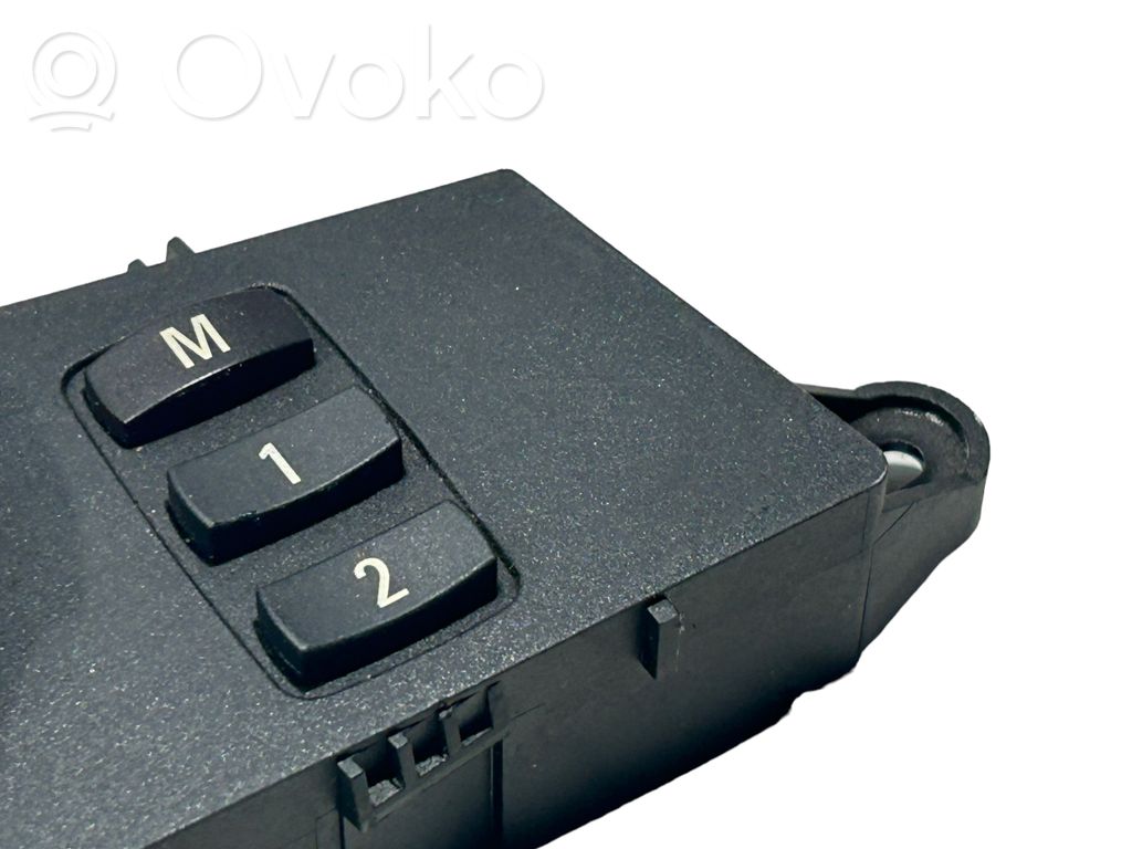Seat adjustment switch(es)
