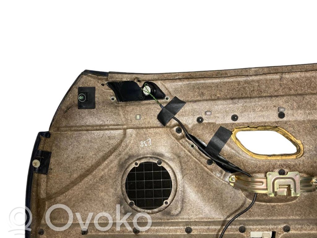 Отделка передней двери