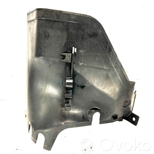 Cita veida dzinēja nodalījuma detaļa