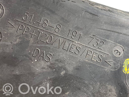 Side decorative trim panel