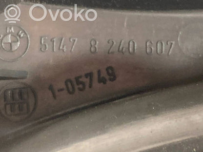 Dzinēja pārsega attaisīšanas rokturītis