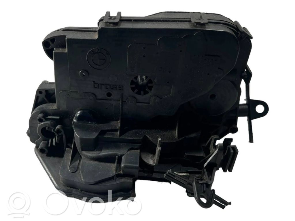 Aizmugurē slēdzene