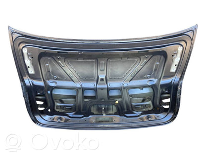 Задняя крышка (багажник)