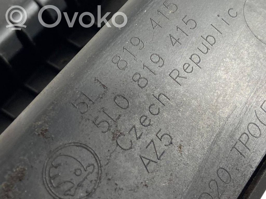Stikla tīrītāja slotiņas