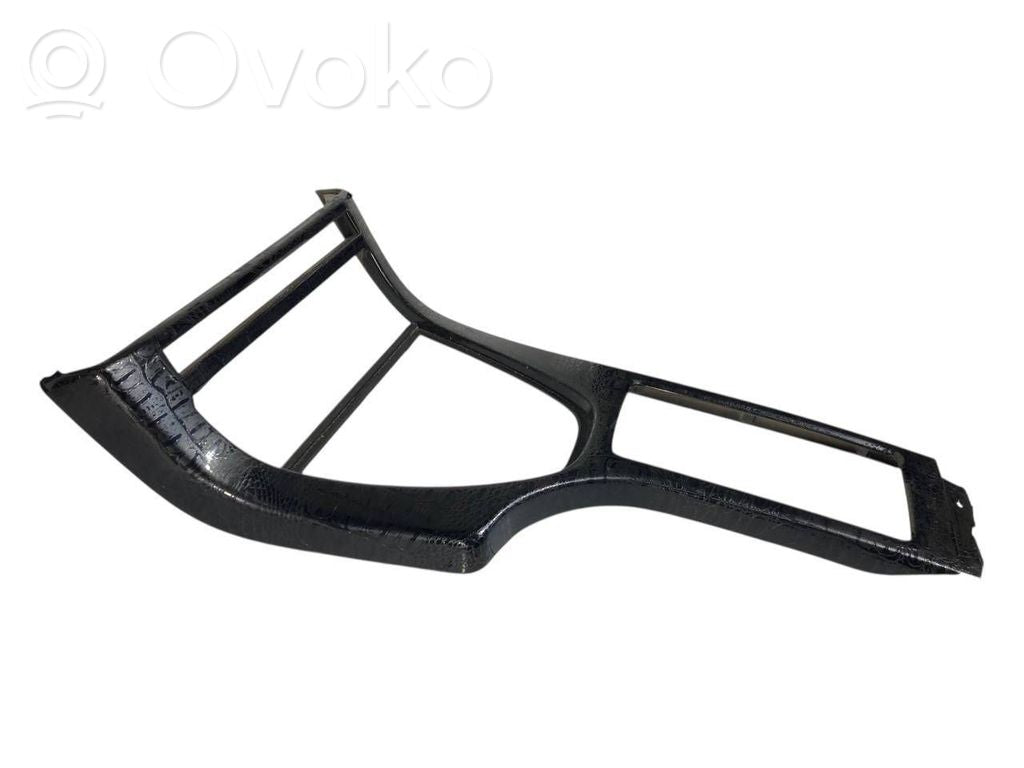 Salona dekoratīvās apdares komplekts