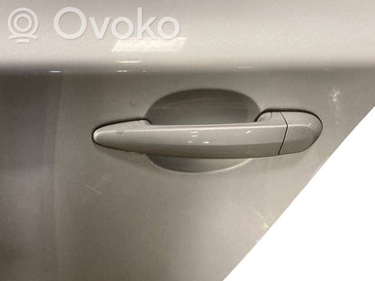 Aizmugurējās durvis