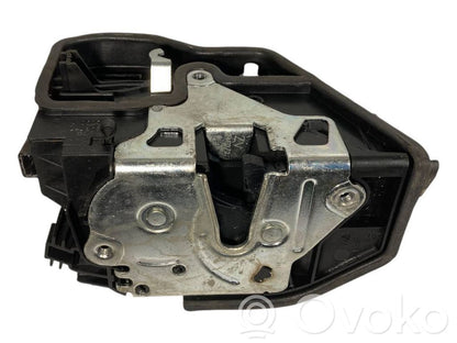 Aizmugurē slēdzene