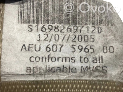 Передний ремень безопасности