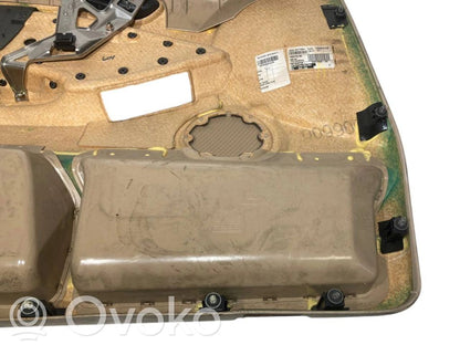 Отделка передней двери