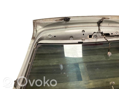 Aizmugurējais pārsegs (bagāžnieks)