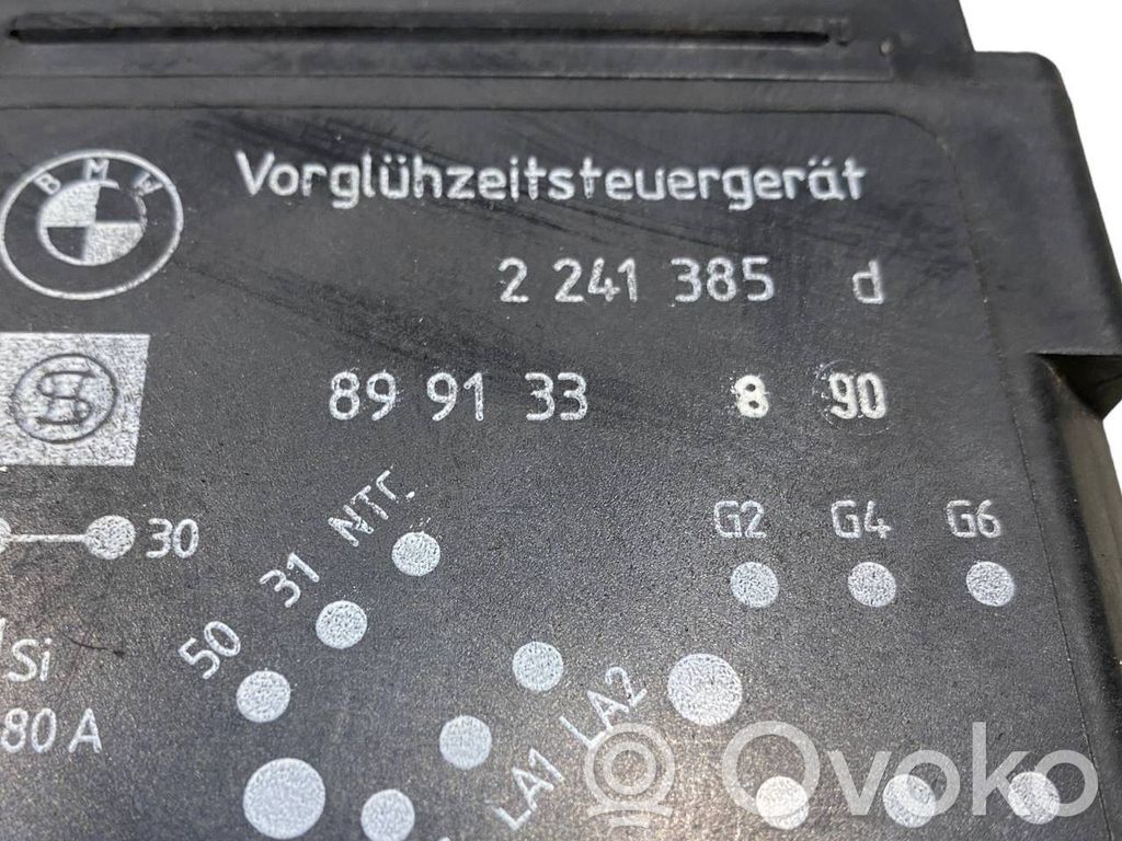 Kvēlsveču relejs
