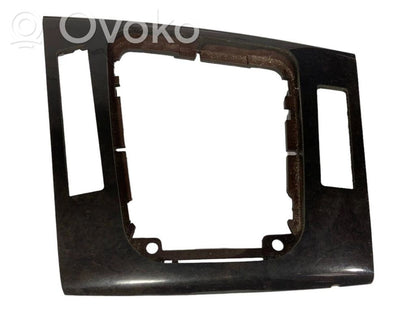 Salona dekoratīvās apdares komplekts