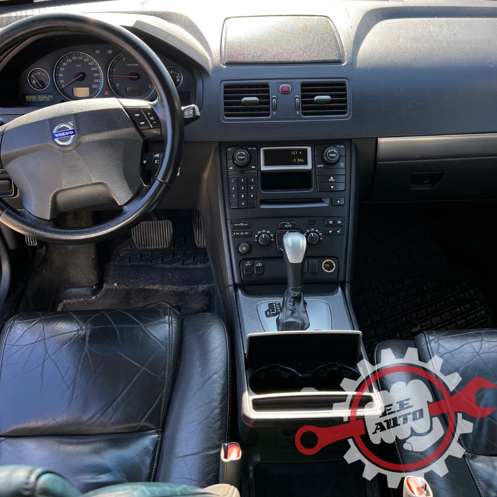 Volvo XC90 2004 rezerves daļas